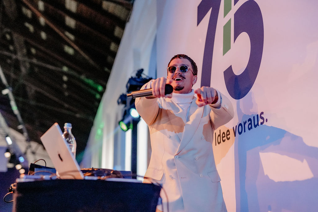 Dj-hochzeiten-events-roman-white-europa-deutschland-corporate-firmenfeier-messe2